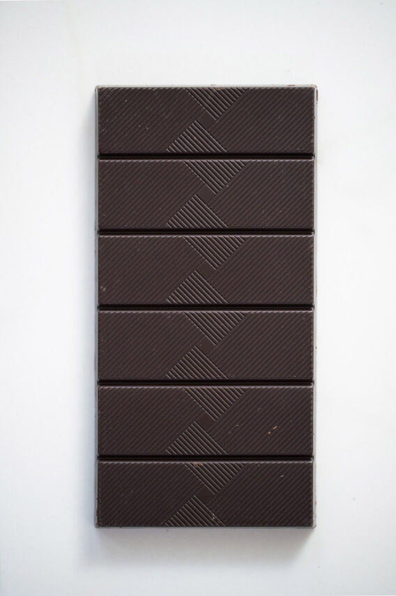 Chocolat noir au sésame